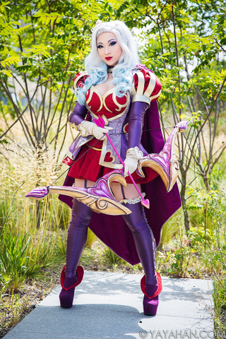 Illustration for article titled The Best League Of Legends Cosplay